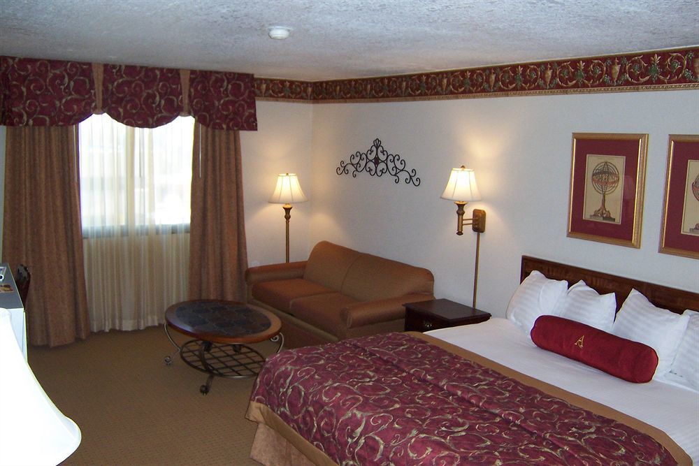 Отель Wyndham Garden Амарилло Номер фото